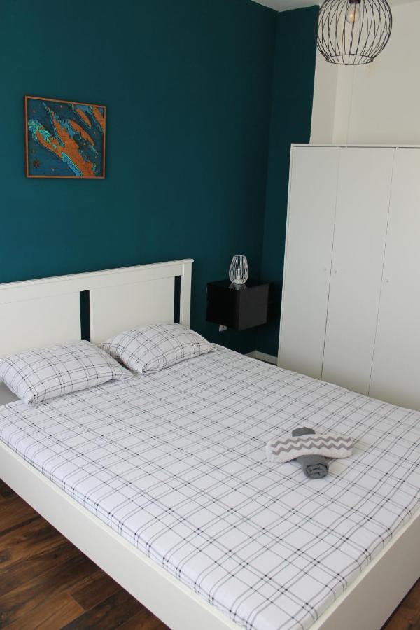 Appartamento Cozy Corners Nin Esterno foto