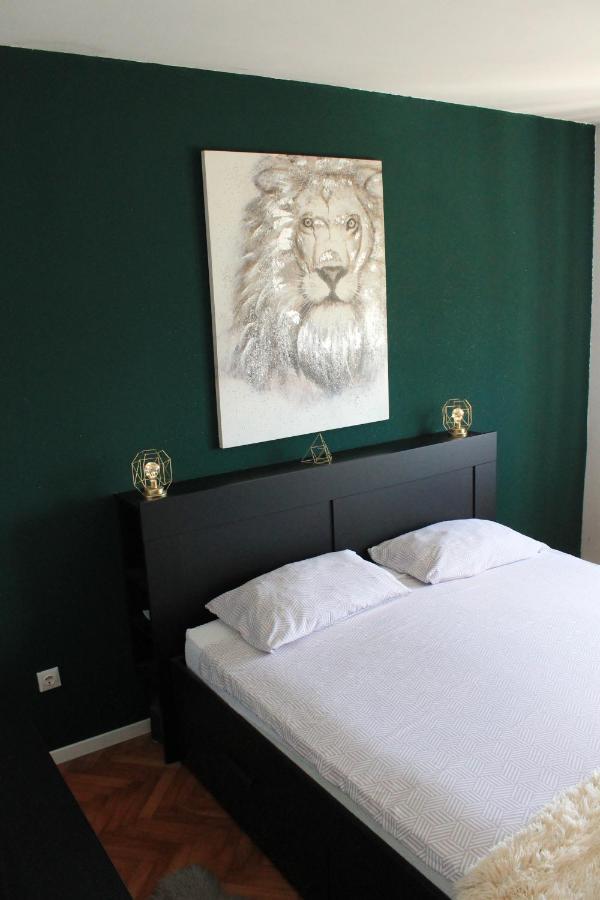 Appartamento Cozy Corners Nin Esterno foto