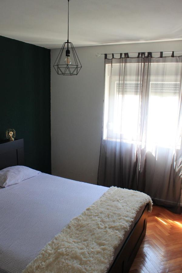 Appartamento Cozy Corners Nin Esterno foto